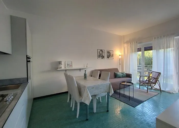 Cristina House 아파트 레반토